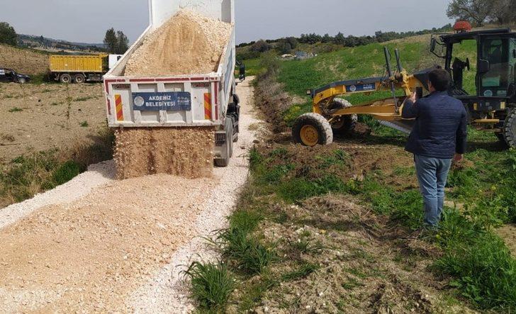 Akdeniz’de yol çalışmaları aralıksız sürüyor G2