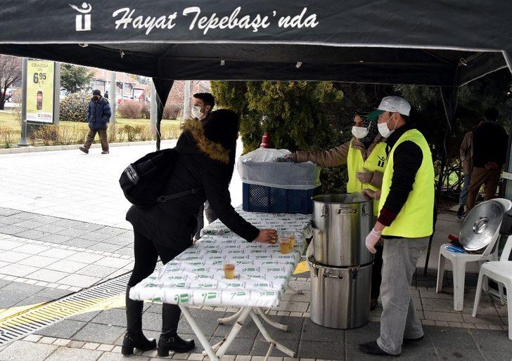 Tepebaşı’ndan hoşaf ve ekmek ikramı G3