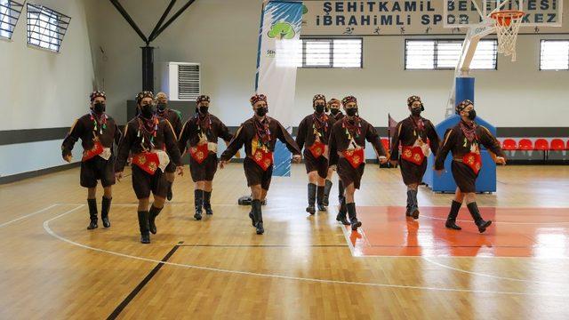 Satrançta başarılı hamleler ödüllendirildi