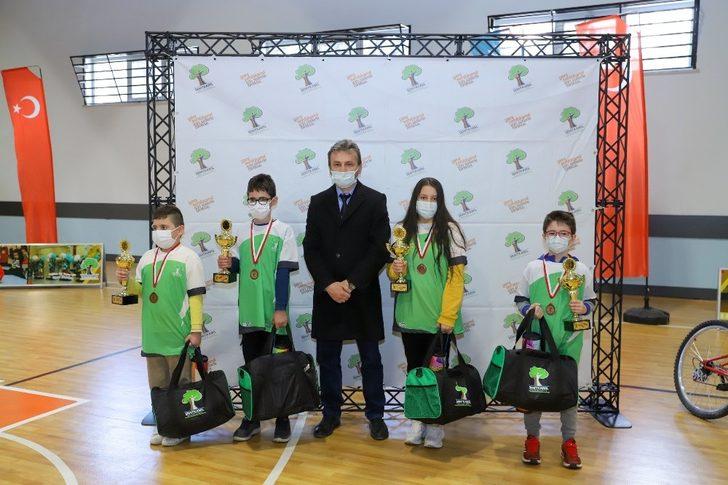 Satrançta başarılı hamleler ödüllendirildi G2