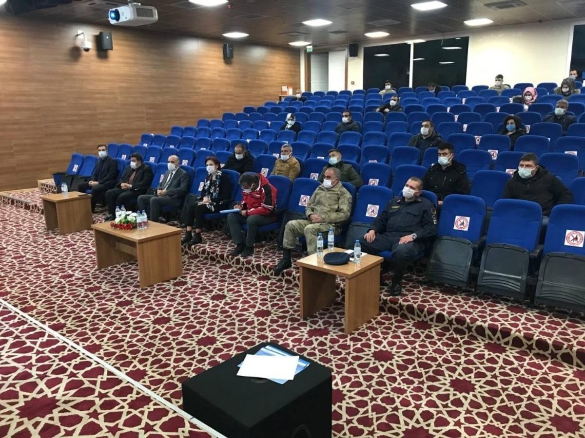 Van&rsquo;da &lsquo;İnci Kefali Av Yasağı Koordinasyon ve Bilgilendirme Toplantısı&rsquo; yapıldı