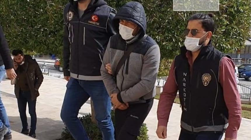 Tantunili uyuşturucu servisi ş&uuml;phelisi tutuklandı