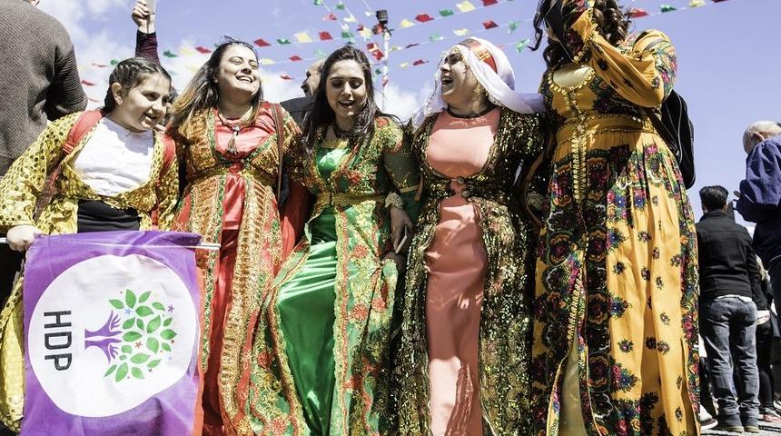 Nevruz kutlamaları: Bu yıl nerede, nasıl yapılacak, g&uuml;ndem ne, pandemiyle ilgili hangi &ouml;nlemler alınacak?