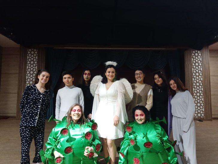 Miniklere korona virüs mesajı: “Korona değil, biz güçlüyüz” G3