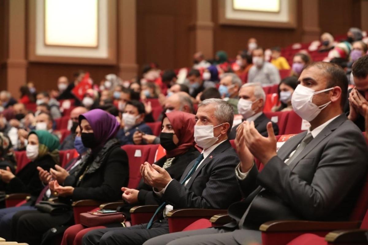 Şehitler Şahinbey&rsquo;de anıldı