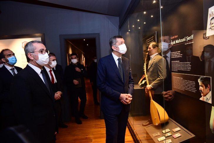 Bakan Selçuk’tan büyükşehir belediyesine ziyaret G2