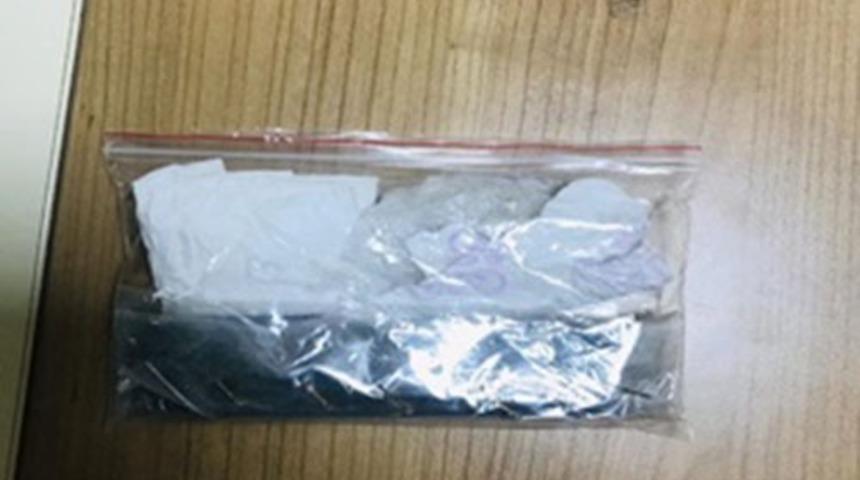 Üzerinden silah ve uyuşturucu çıkan kişi gözaltına alındı