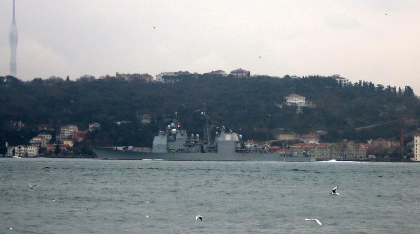 Rusya, Karadeniz’e giren ABD savaş gemisini yakın takibe aldı