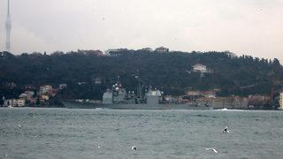 Rusya, Karadeniz’e giren ABD savaş gemisini yakın takibe aldı