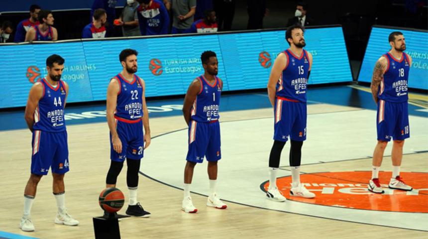 Anadolu Efes'in galibiyet serisi sona erdi