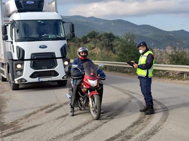 Jandarmadan motosiklet denetimi