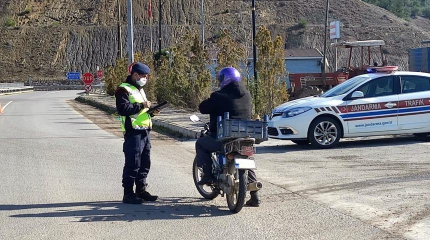 Jandarmadan motosiklet denetimi