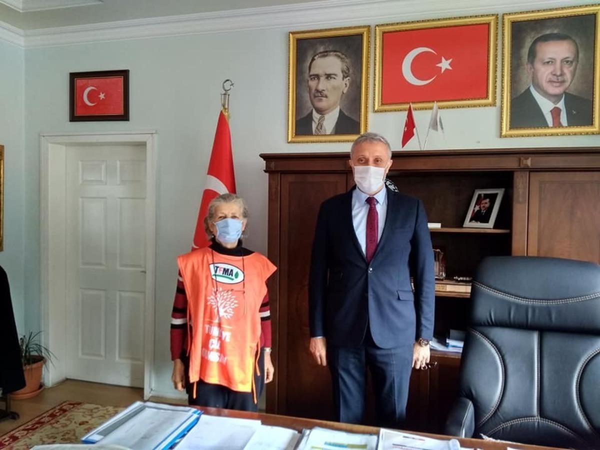 Belediye personelleri TEMA&rsquo;ya g&ouml;n&uuml;l verdi