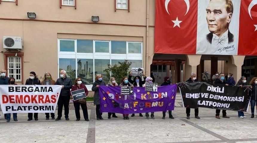 İzmir&rsquo;de 8 &ouml;ğrenciyi taciz ettiği iddia edilen &ouml;ğretmene tahliye
