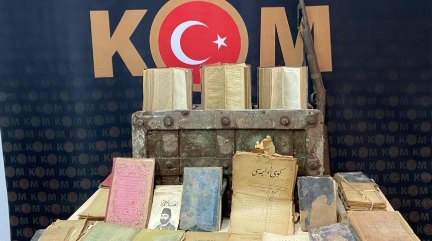 İzmir&rsquo;de tarihi eser operasyonu: 1 g&ouml;zaltı