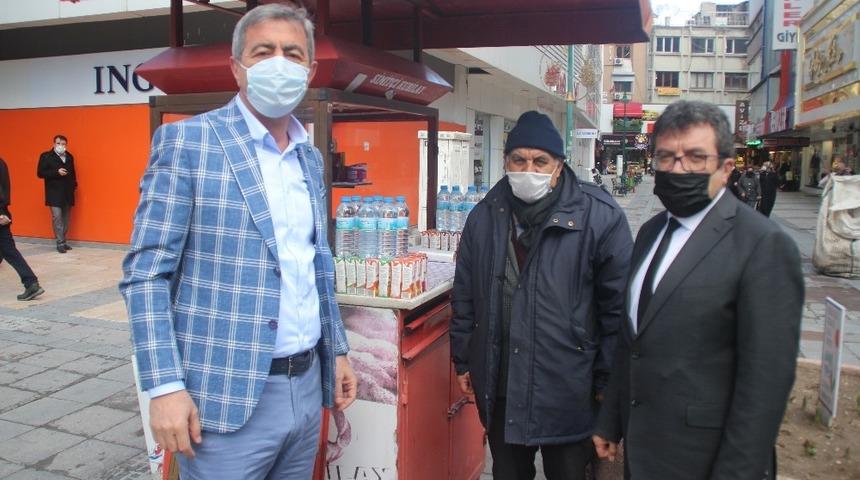 Kazım Y&uuml;cel: "Esnaf i&ccedil;in faizsiz kredi oluşturulmalı"