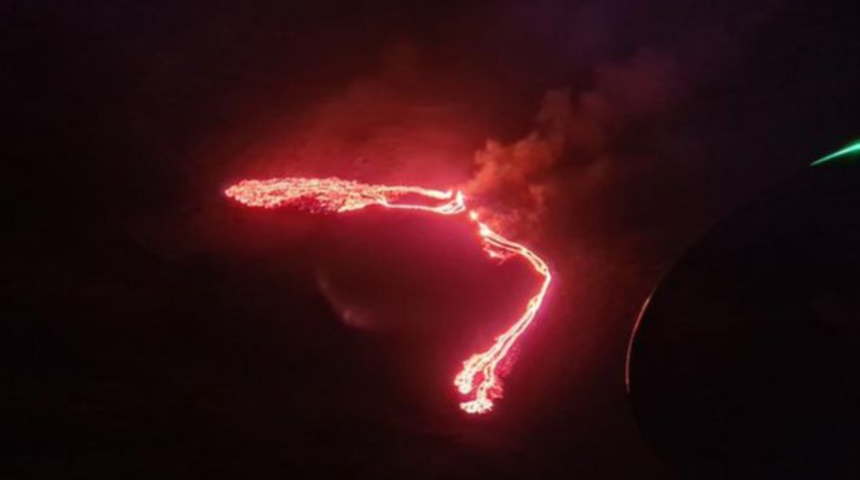 Yüzyıllardır uyuyan Fagradalsfjall Yanardağı faaliyete geçti