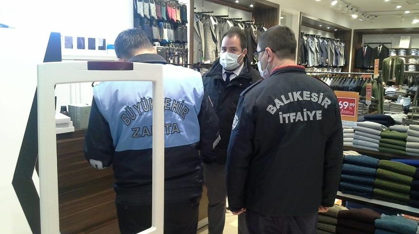 B&uuml;y&uuml;kşehir zabıtanın hijyen denetimi aralıksız s&uuml;r&uuml;yor