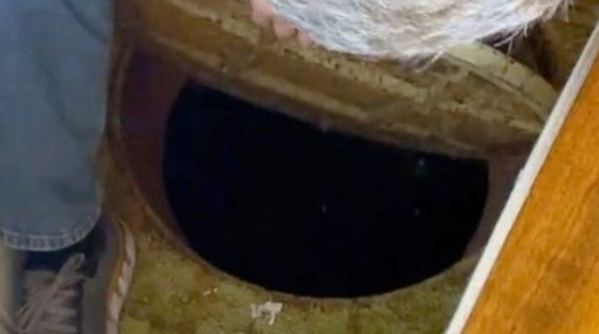 Yatak odasında bulduğu rögar kapağı şaşkına çevirdi! Aşağı indiğinde...