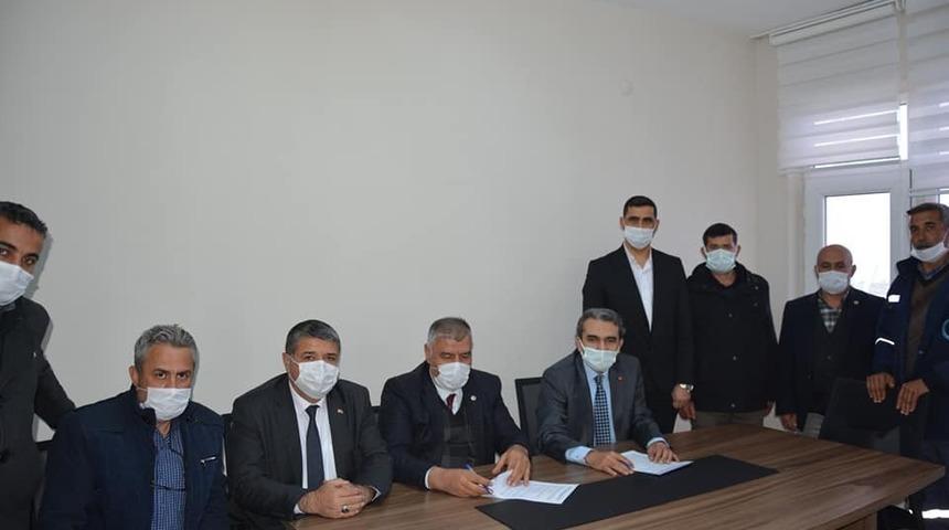 Besni Belediyesi&rsquo;nde toplu iş s&ouml;zleşmesi sevinci