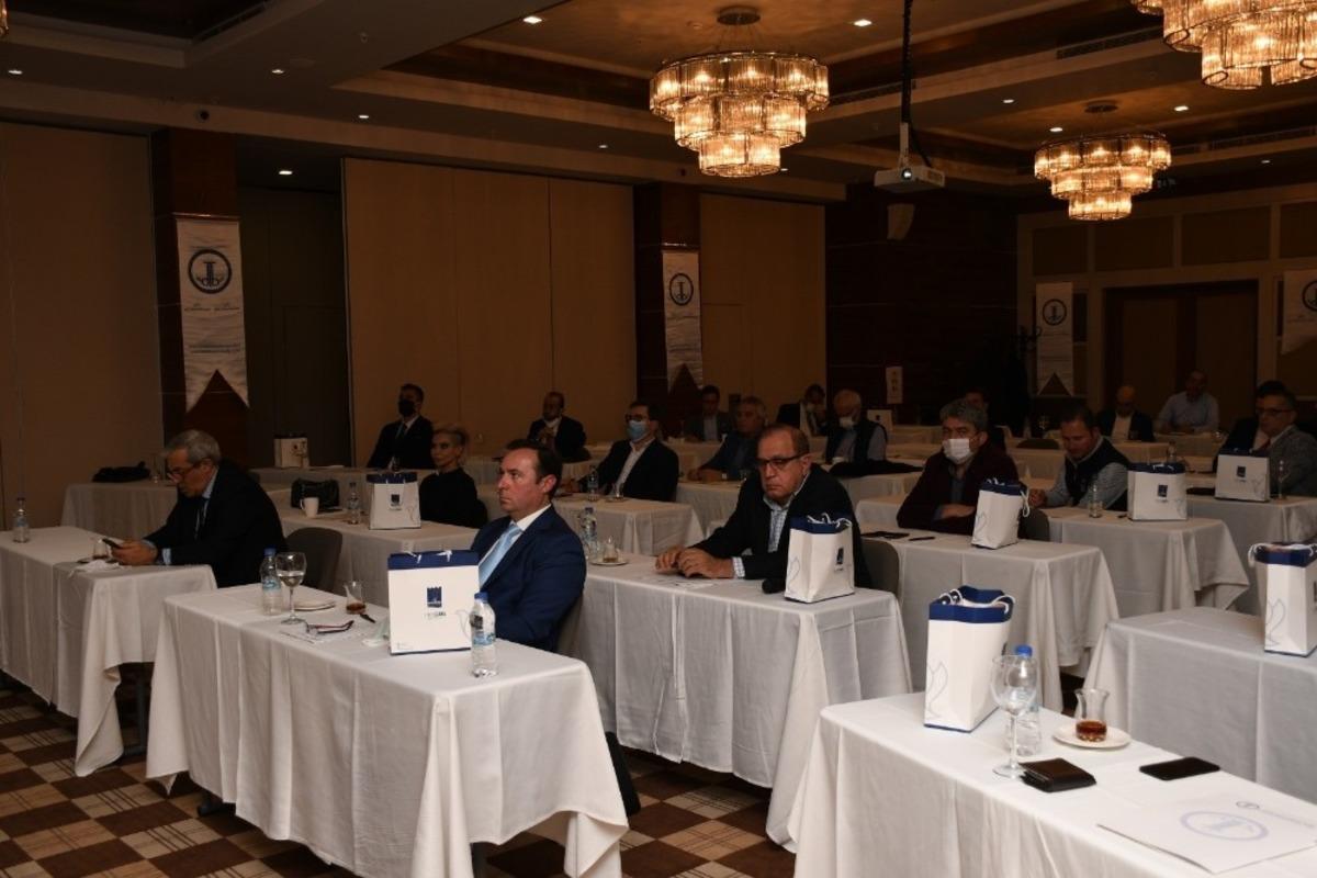 Deniz turizminin profesyonelleri Kuşadası&rsquo;nda buluştu