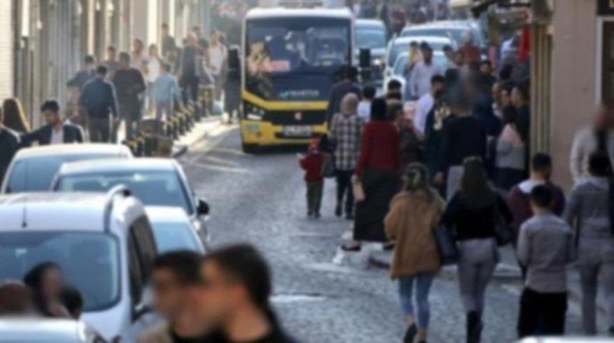 Mardin n&uuml;fusunun y&uuml;zde 5,6&rsquo;sı yaşlılardan oluşuyor