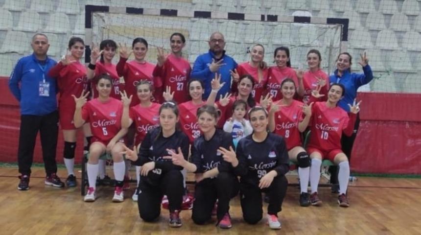 Mersin B&uuml;y&uuml;kşehir GSK namağlup devam ediyor