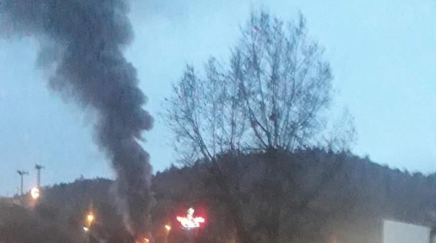 Nallıhan&rsquo;da ahşap ev alevlere teslim oldu