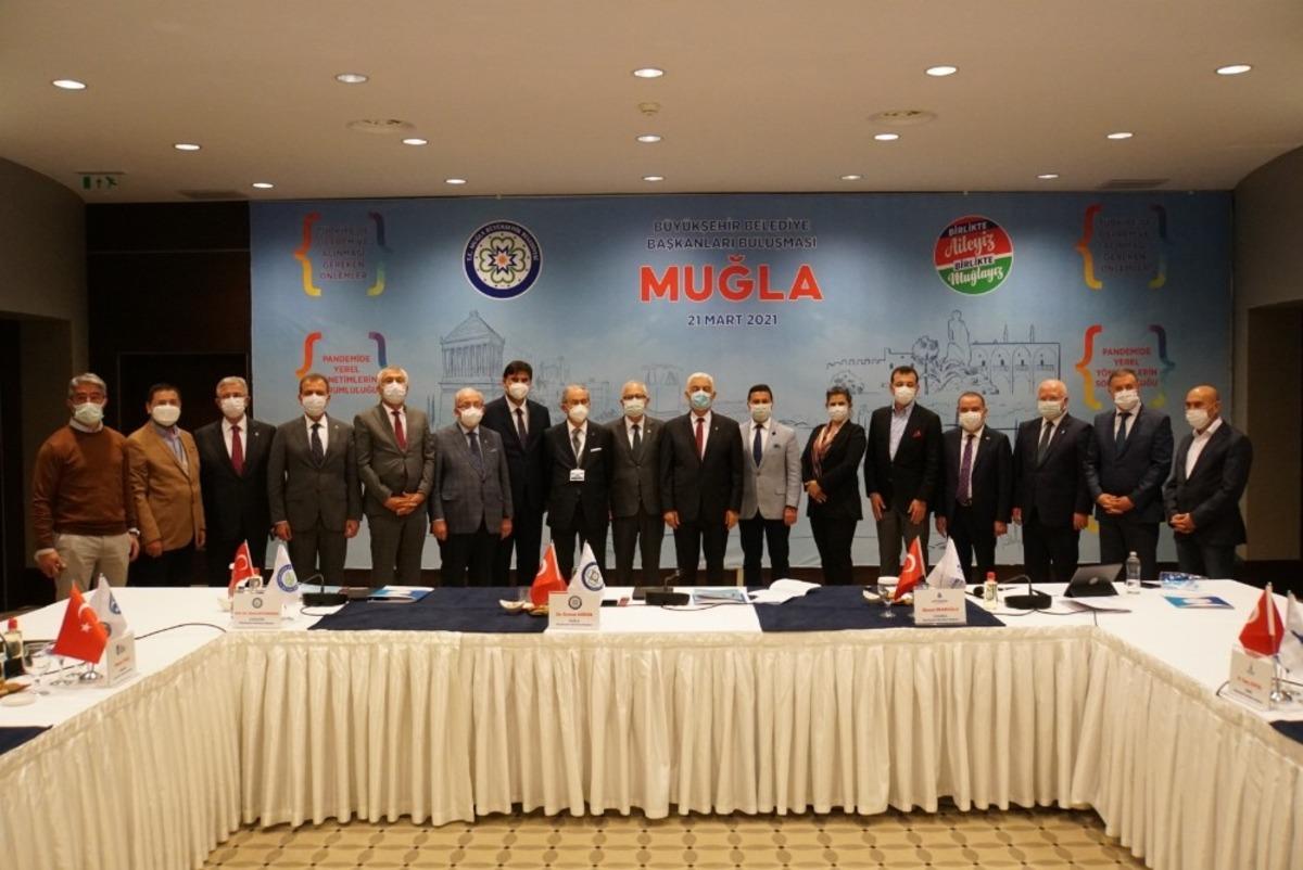 CHP&rsquo;li B&uuml;y&uuml;kşehir Belediye Başkanları Bodrum&rsquo;da toplandı