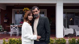 Erdal Beşikçioğlu ve Nur Fettahoğlu, Kağıt Ev dizisinde buluştu! İşte Kağıt Ev dizisinin konusu