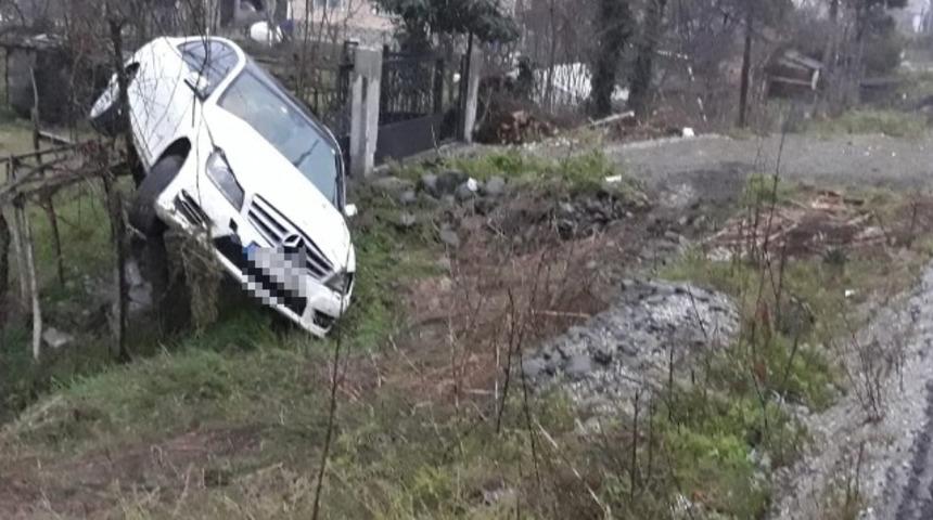 AK Parti ilçe başkanlarının içinde bulunduğu araç kaza yaptı: 2 yaralı