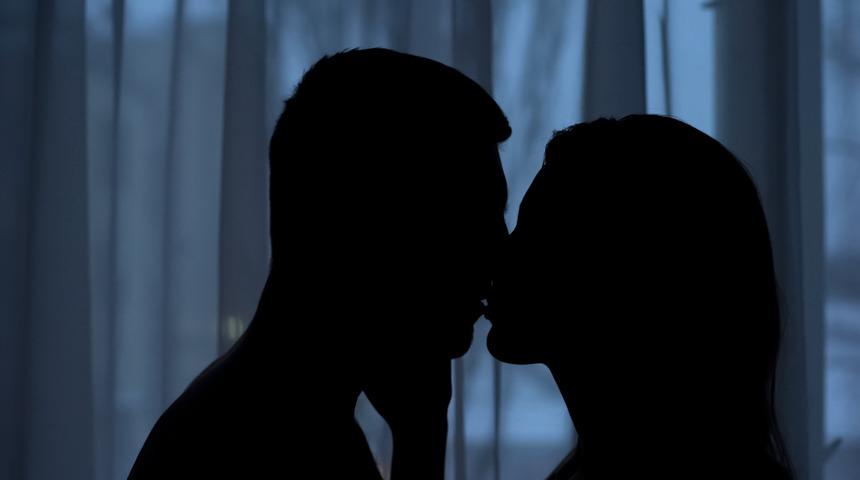 Fransa’da eşiyle cinsel ilişkiye girmediği gerekçesiyle boşanma talebi reddedilen kadın AİHM'ye başvurdu