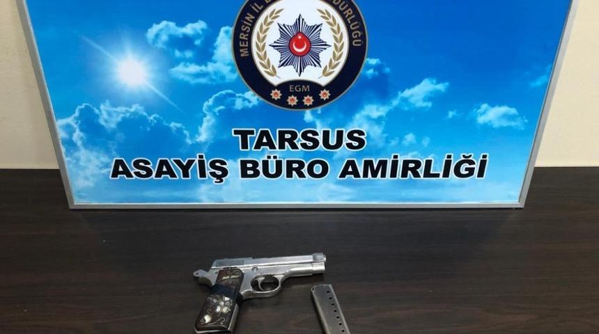 Tarsus&rsquo;ta 2 ayrı silahlı olayda 2 kişi yaralandı