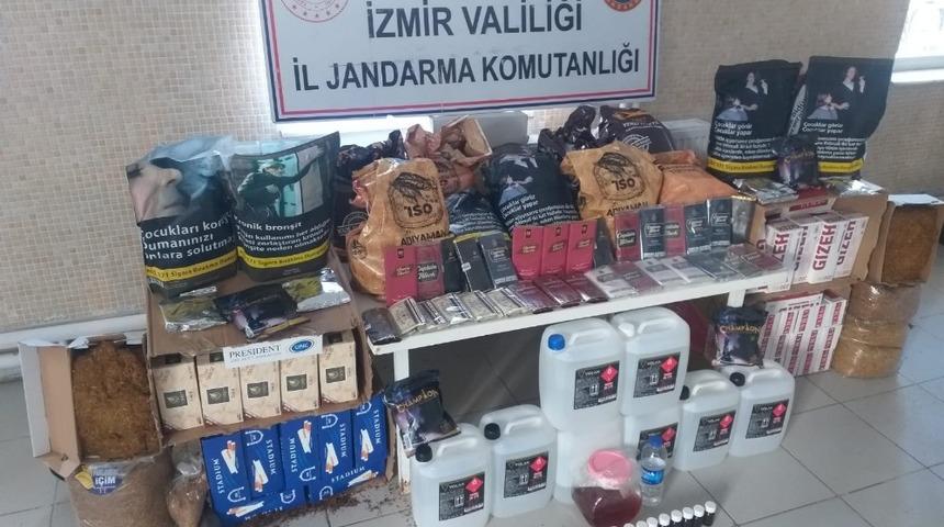 İzmir&rsquo;de ka&ccedil;ak t&uuml;t&uuml;n operasyonu: 44 kilogram t&uuml;t&uuml;n ele ge&ccedil;irildi
