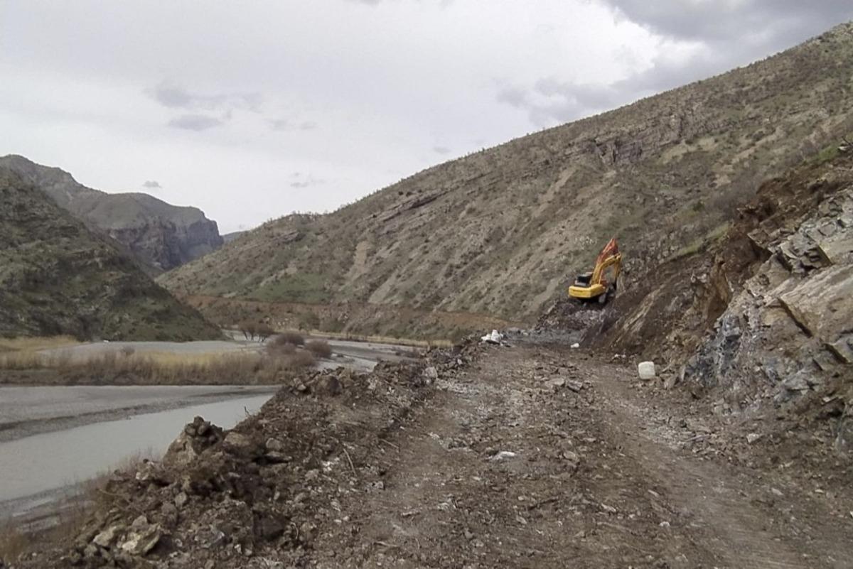 Şenoba&rsquo;da yol yapım &ccedil;alışmaları devam ediyor