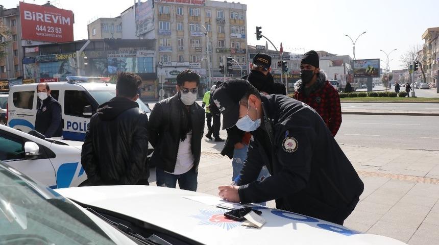 Pandemi tedbirlerini hiçe sayanlara 291 bin TL ceza