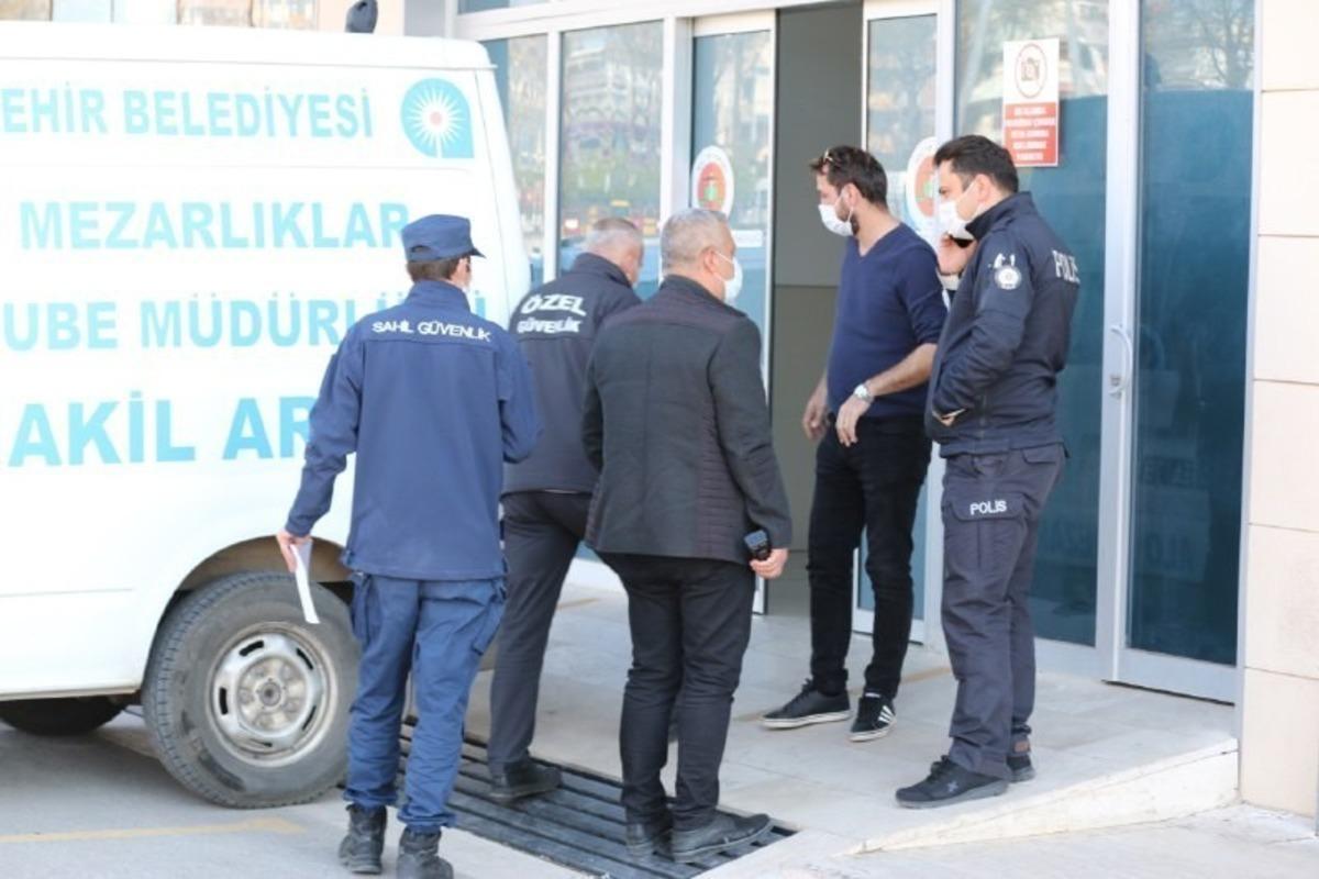 Kayıp &uuml;niversite &ouml;ğrencisinin annesi cesedin teşhisi i&ccedil;in DNA &ouml;rneği verdi