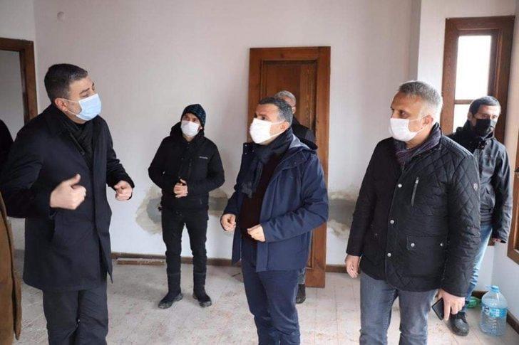 Vali Atay, Vilayetler Birliği Konağını inceledi G4