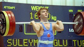 Naim Süleymanoğlu kimdir, ne zaman öldü? İşte Naim Süleymanoğlu rekor ve başarıları...