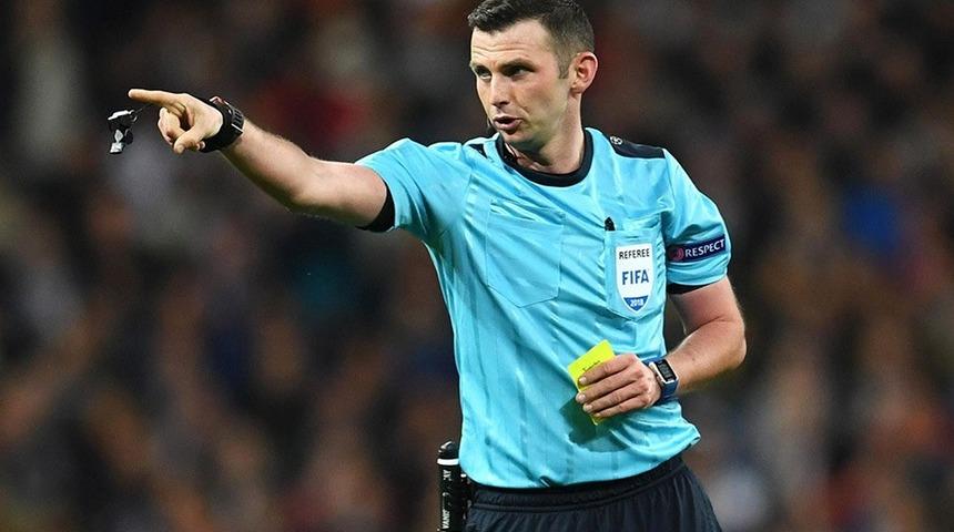 Türkiye-Hollanda maçını Michael Oliver yönetecek