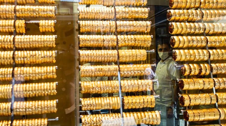 Altın fiyatları: Gram altın d&ouml;vizi takip ederek y&uuml;kseldi, bir g&uuml;nde yaklaşık y&uuml;zde 10 değer kzandı