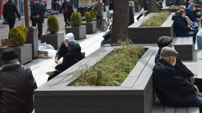 Bugün başladı! Eskişehir'de 65 yaş ve üstüne kısıtlama