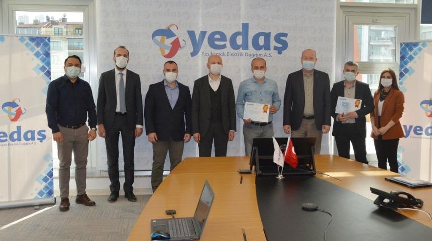 AR-GE başarıları &ouml;d&uuml;llendirildi