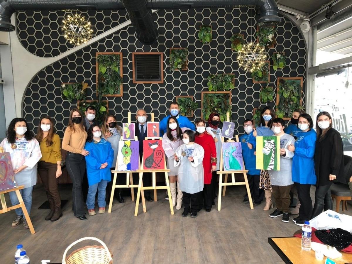 &ldquo;Aynı renkteyiz +1 ile farklıyız&rdquo; etkinliği