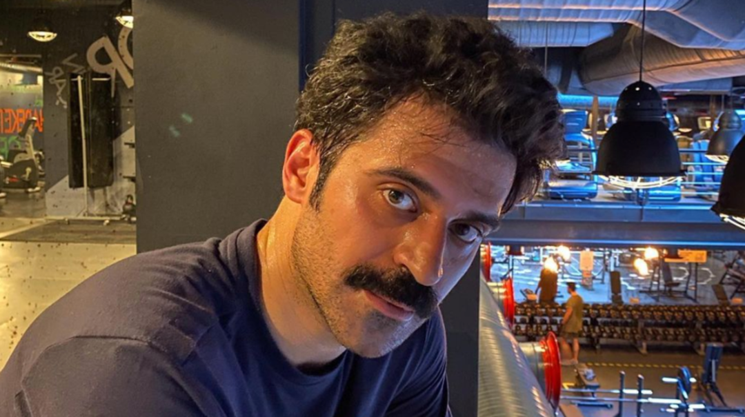 Masumlar Apartmanı dizisinde koronavir&uuml;s şoku! İste Masumlar Apartmanı&rsquo;nın Esat&rsquo;ı Uğur Uzunel'in sağlık durumu