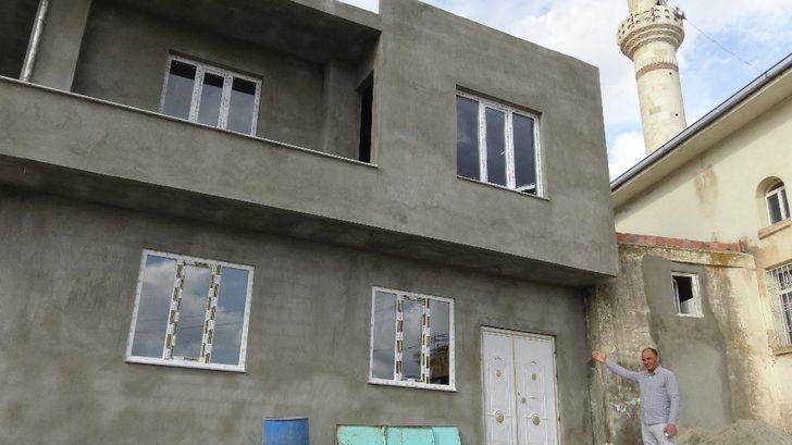 Gercüş’te modern taziye evi ve Kur’an kursu yapımı sürüyor G5