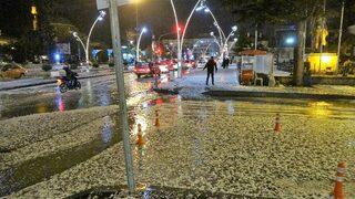 Dolunun vurduğu Tokat’ta caddeler beyaza büründü