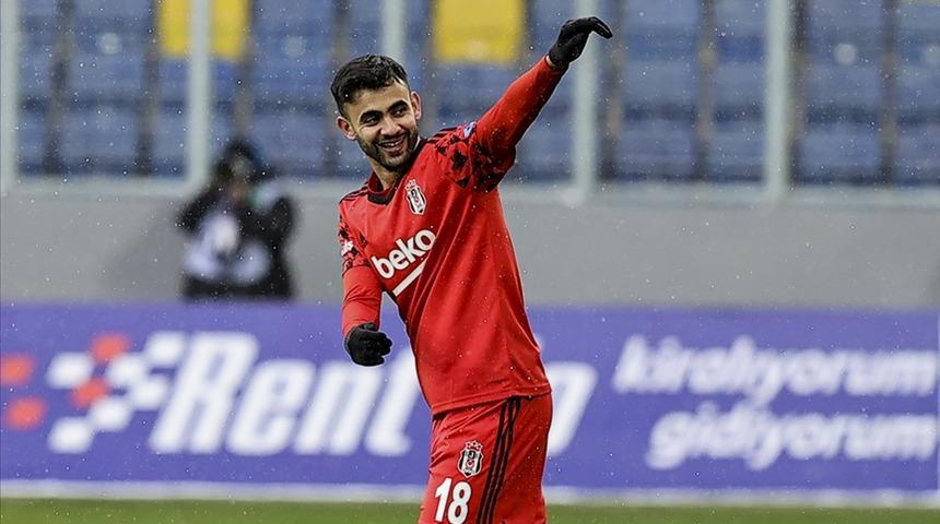 Rachid Ghezzal, sadece Thomas Müller'in gerisinde