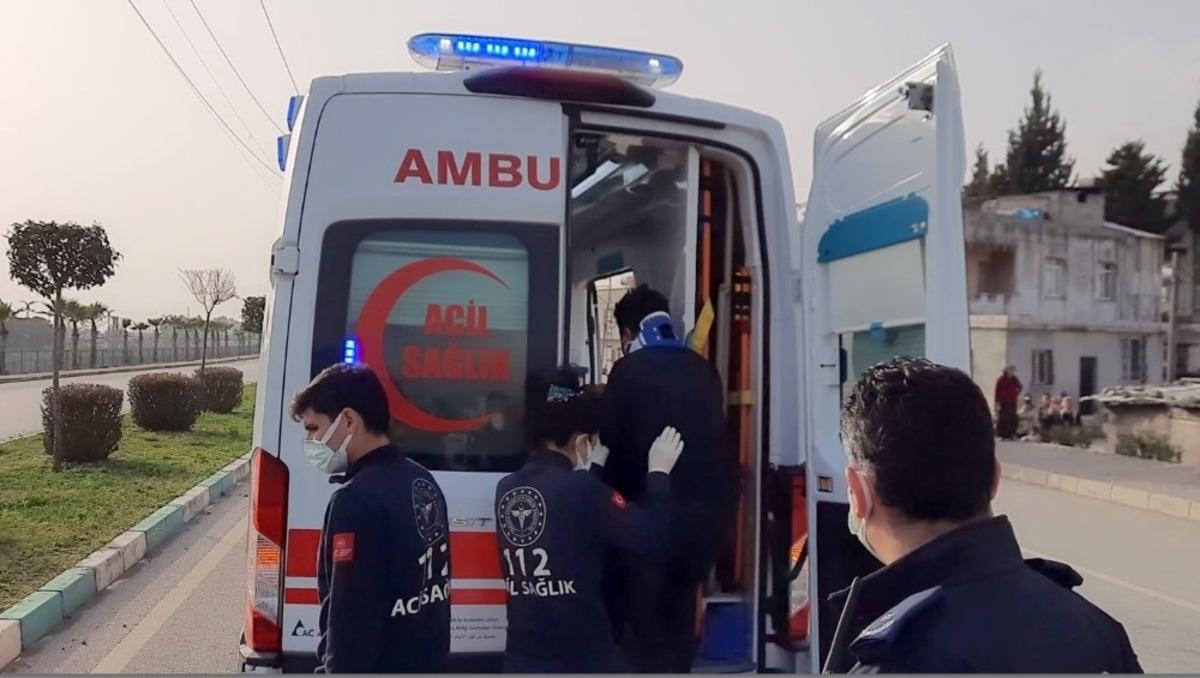 Beton mikserinin &ccedil;arptığı otomobil ref&uuml;je &ccedil;ıktı