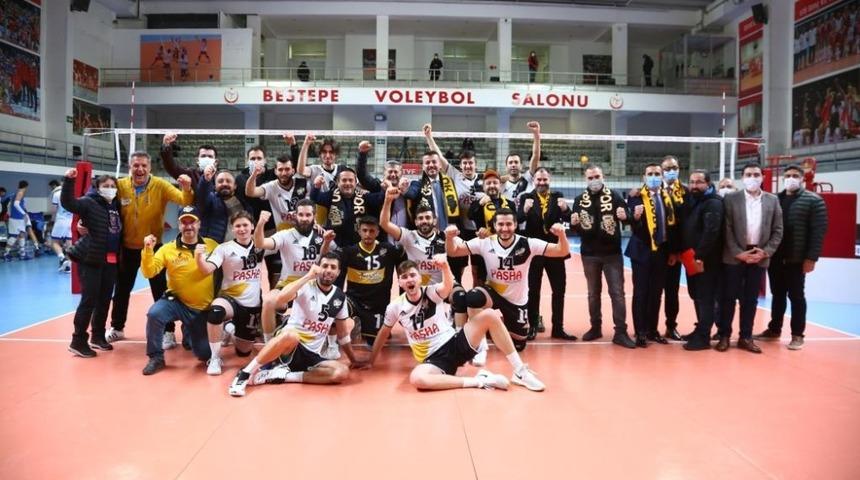 Ürgüpspor Erkek voleybol takımı 1.lige yükseldi